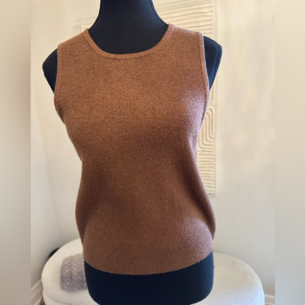 NWT Brown Sleeveless Knit Top